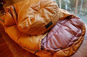 Vintage SNOW LION down SLEEPING BAG mummy camping hiking outdoor sleep sack bear