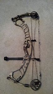 Hoyt Faktor Turbo, Used in good condition, Realtree Max-1 Camo pattern