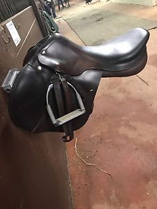 Prestige Saddle