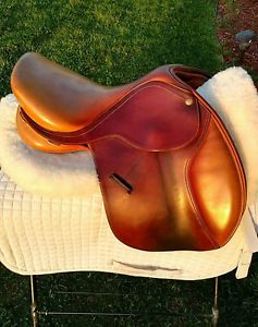 14.5" Bates Caprilli Pony CC Saddle - Adjustable Gullet