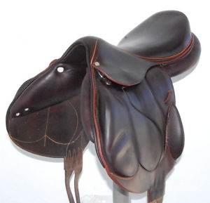 18" DEVOUCOUX CHIBERTA SADDLE (S13001266) VERY GOOD CONDITION!! - XVD