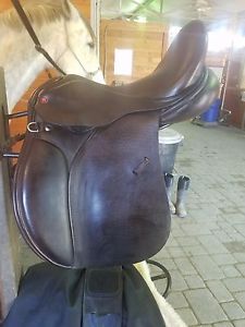 Lovatt and Ricketts Sylvan All Purpose Saddle 17.5 W