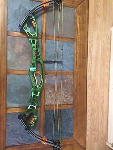 Hoyt Podium X Elite 40