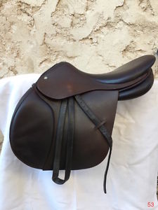 2014 Childeric Luxury French Jumping Saddle 17.5" X- Wide Tree
