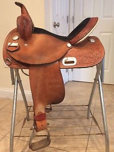 Circle Y NBHA Proven Barrel Racing Saddle 15"