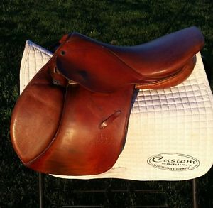 16.5" Stubben Camelot Close contact english saddle - Wide Tree (32cm-E)