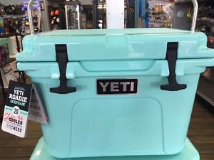 Yeti Sea Foam Roadie Cooler