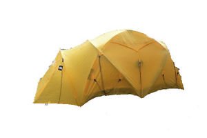 North Face Mountain 25 Tent w/ Footprint In Excellent Condition 4 Season