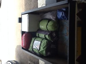 Trailer and camping tent 10 man fridge cooker used twice
