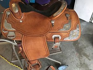 Dale Chavez Custom Show Saddle 16" FQHB with matching headstall