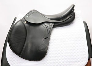 USED PRESTIGE VERSAILLES D 17 34 BLACK JUMPING SADDLE