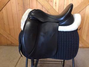 Custom Saddlery Revolution Dressage Saddle 17.5 XW