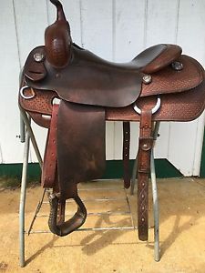 Bobs Custom Saddle Ted Robinson Cowhorse saddle