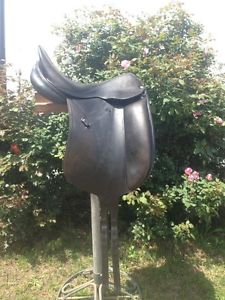 *MAKE OFFER* Brunet Pineau Monoflap Dressage Saddle 17.5"