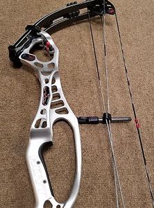 Hoyt podium X elite 40 RH GTX CAM