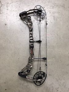Mathews Halon 6 Compound Bow RH 70#