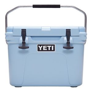 YETI Roadie 20 Cooler Blue