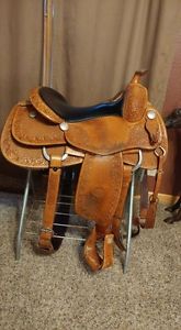 Billy Cook Reining saddle 16in, excellent condition, full quarter horse bars