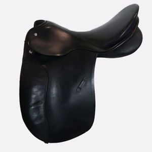 Used Passier Relevant Dressage Saddle 17.5 Seat in Black