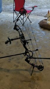 G5 Prime Right Hand  ONE STX 40 Target Bow 50-60# 28"