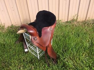 Synergist Saddle  15"  Wide Endurance Saddle #12