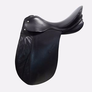 Used Passier Grand Gilbert Dressage Saddle 17.5 Seat in Black