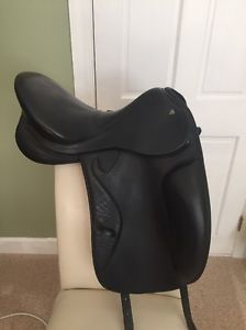 Prestige Optimax Dressage Saddle Medium tree- FREE SHIPPING