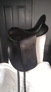 Albion SLK Adjusta Europa Dressage Saddle 17.5