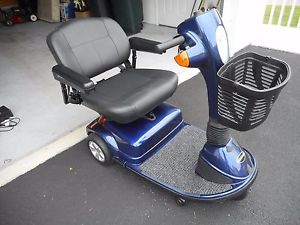 MOBILITY SCOOTER,BATTERY OPERATED,   MAXIMA BY PRIDE