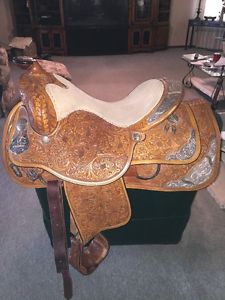 Circle Y Show Saddle 16