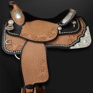 TAN COLOUR 17'' WITH ACCESSORIES ON WESTERN LEATHER SHOW SADDLE