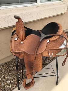 15 1/2" Circle Y Equitation / Show Saddle In Excellent Condition