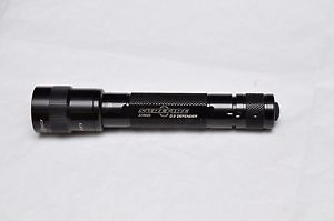 Surefire D3 Defender incandescent flashlight with Z32 shock isolated head
