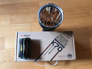 Neue Acebeam K70 LED Taschenlampe + 4 x original AceBeam 3.4000 mAh Akku