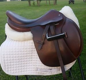 17.5" Bruno De Heusch BDH CC Close contact English Saddle + Extras!