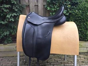 17'5 Black Country Eloquence dressage saddle - square cantle