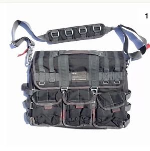 "Brand New" Oakley Tactical Field Gear Messenger Bag Stock 20-S1242