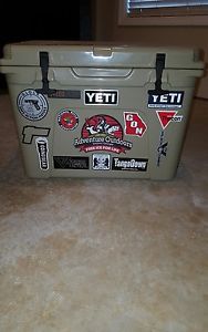 yeti tundra 50 cooler tan