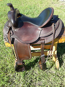 17" Circle Y Park & Trail Saddle - Made in Texas