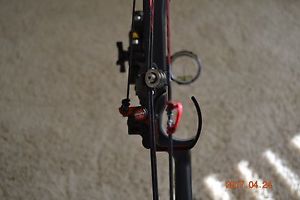 BOWTECH CARBON OVERDRIVE 60-70# BLACK LH 70#