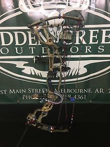 Hoyt Carbon Spyder 30 28-30" 60# Package Right Hand Great Condition