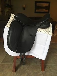PRICE REDUCED 16.5" Equation Dressage Saddle