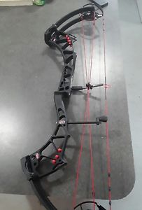 PSE Evolve 35 compound bow RH 70lbs