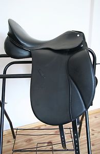 Dressage saddle PASSIER SIRIUS 17"/ 28cm MW !! Lack leather. Perfect condition