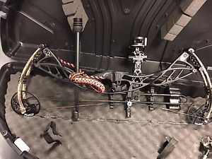 2016 Hoyt Defiant Bow
