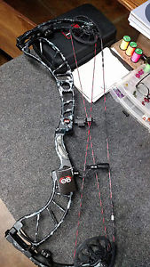 Obsession Bows Def Con M6Z Compound Bow RH 80lbs