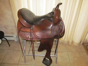 Big Horn all leather Walking Horse Flex Tree 17 inch Western saddle, so comfy!