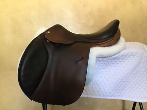 2001 Butet - 18" Seat, #2 Flap, 4.25" Tree - **New calf seat and knee rolls**