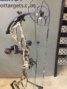 Bowtech BTX 70lb Kryptec Highlander 29"