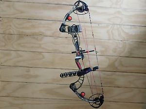 PSE Dream Season Decree Ti 70# Great Condition!!
